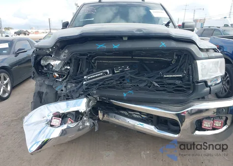 2021 Ram 2500 Tradesman 4X4 6'4 Box из США, поврежденный, VIN 3C6UR5CJ8MG675239